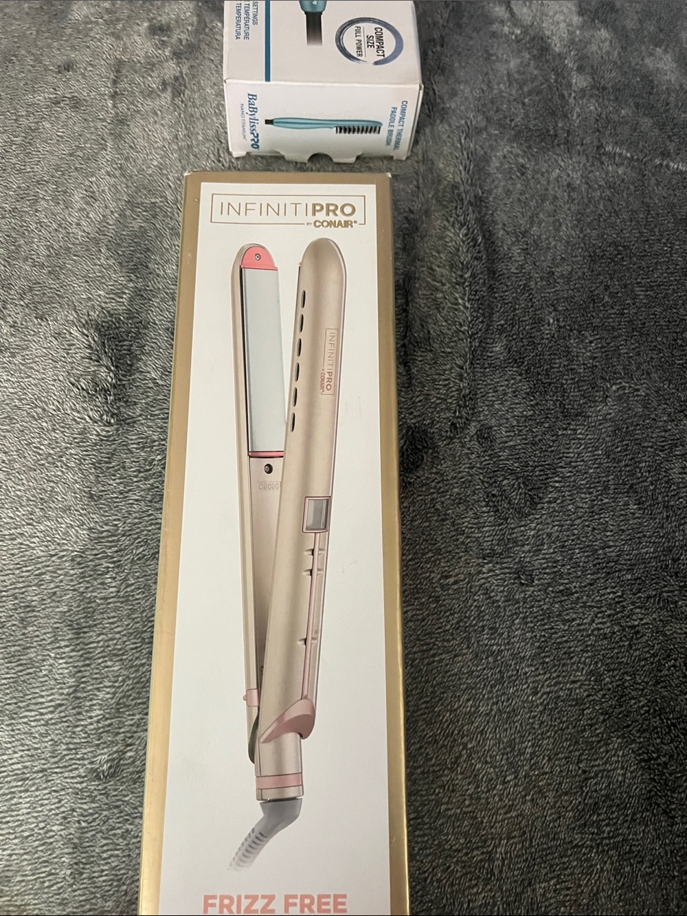 Conair InfinitiPro Rose Gold Flat Iron Hair Straightener - Frizz Free